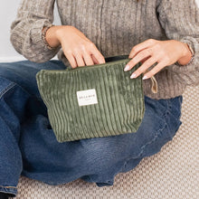 Charger l'image dans la galerie, Necessaire gross aus softem Cord moss