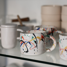 Lade das Bild in den Galerie-Viewer, Kaffeetasse Artsy