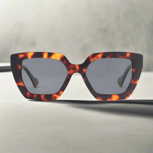 Lade das Bild in den Galerie-Viewer, Sonnenbrille Nazaré tortoise