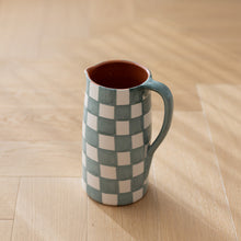 Load image into Gallery viewer, Gerader Krug gross 1.3 l check eukalyptus