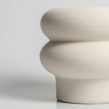 Load image into Gallery viewer, The Ripple Vase