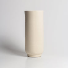 Load image into Gallery viewer, The Sleek Vase