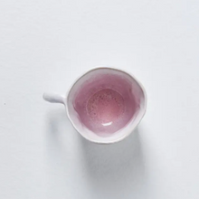 Lade das Bild in den Galerie-Viewer, Tasse Natura smooth white &amp; soft pink
