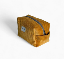 Load image into Gallery viewer, Necessaire aus softem Cord ocker