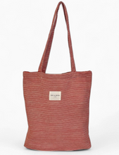 Load image into Gallery viewer, Kleine Tasche aus softem Cord poppy