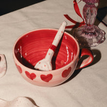 Lade das Bild in den Galerie-Viewer, Extragrosse Tasse Hearts