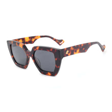 Lade das Bild in den Galerie-Viewer, Sonnenbrille Nazaré tortoise