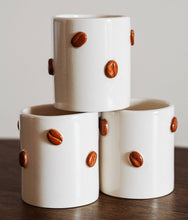 Lade das Bild in den Galerie-Viewer, The Coffee Lover Mug