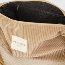 Lade das Bild in den Galerie-Viewer, Mini-Bag aus softem Cord toast