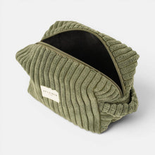 Lade das Bild in den Galerie-Viewer, Necessaire aus softem Cord moss