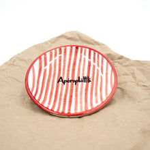 Load image into Gallery viewer, alma barru x bärndütsch Teller gestreift rot