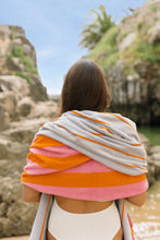 Load image into Gallery viewer, Strandtuch Pena pink orange