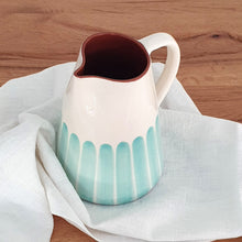 Load image into Gallery viewer, Pitcher 1 l columns mint