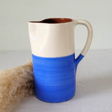 Load image into Gallery viewer, Pitcher cylinder half blue