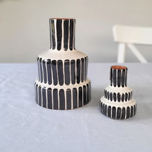 Load image into Gallery viewer, Stepped vase mini black