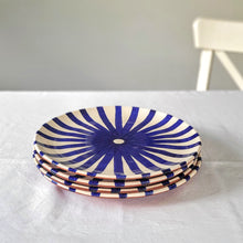 Lade das Bild in den Galerie-Viewer, Teller Ray gross blau