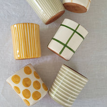 Load image into Gallery viewer, Coffee mug striped ochre