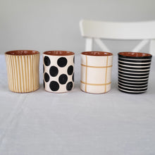 Load image into Gallery viewer, Checkered beige coffee mug