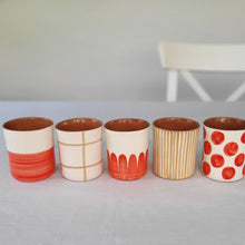 Charger l'image dans la galerie, Tasse à café moitié rouge