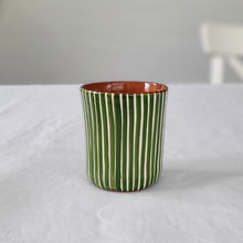 Load image into Gallery viewer, Kaffeebecher gestreift grün