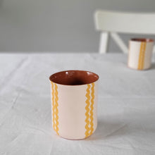 Load image into Gallery viewer, Coffee mug wavy striped ocher