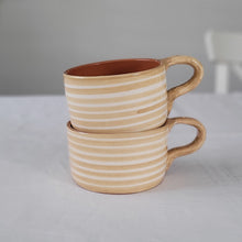 Load image into Gallery viewer, Mug ringed beige