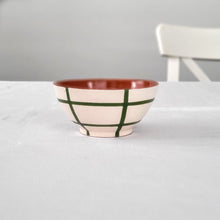 Charger l'image dans la galerie, Bol à tapas à carreaux verts