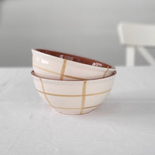 Charger l'image dans la galerie, Bol à céréales à carreaux beige