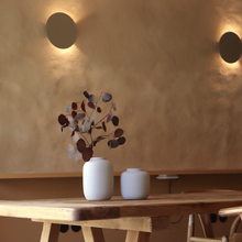 Lade das Bild in den Galerie-Viewer, The Cloud Vase klein