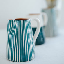 Load image into Gallery viewer, Pitcher 0.6 l striped petrol