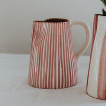 Load image into Gallery viewer, Pitcher 0.6 l striped pink