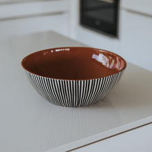 Load image into Gallery viewer, Black striped salad bowl