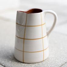 Load image into Gallery viewer, Jug 1 l checkered beige