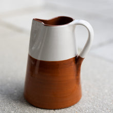 Load image into Gallery viewer, Pitcher 1 l half rust