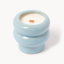 Lade das Bild in den Galerie-Viewer, The Ripple Candle light blue wet garden
