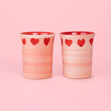 Lade das Bild in den Galerie-Viewer, Grosser Kaffeebecher Hearts
