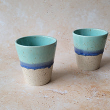 Lade das Bild in den Galerie-Viewer, Becher Vila Nova mint &amp; ultramarine
