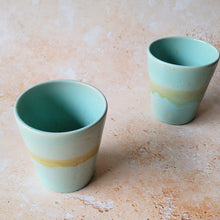 Lade das Bild in den Galerie-Viewer, Becher Vila Nova mint &amp; lime

