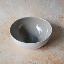 Load image into Gallery viewer, Salad bowl small Fatima grey
