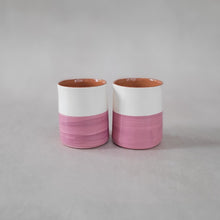 Lade das Bild in den Galerie-Viewer, Kaffeebecher halb rosa
