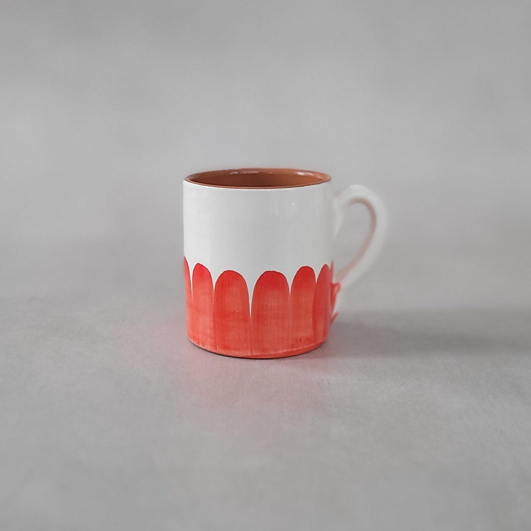 Tasse hoch Säulen rot
