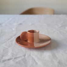 Lade das Bild in den Galerie-Viewer, Dipped Candle Holder beige
