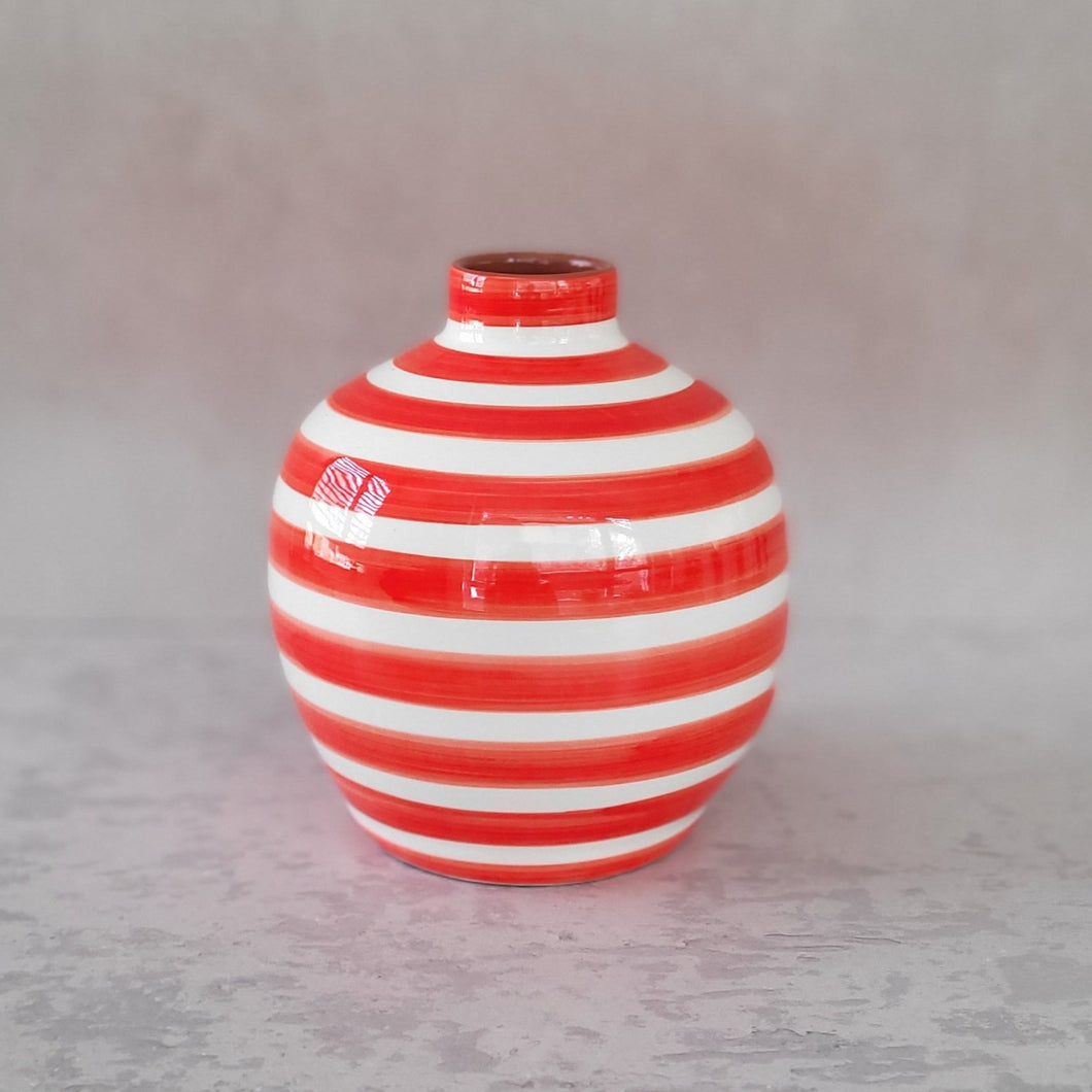 Runde Vase geringelt rot