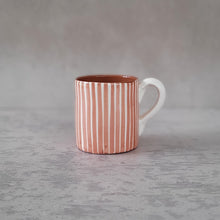 Load image into Gallery viewer, Tasse hoch gestreift zwiebel
