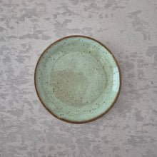 Lade das Bild in den Galerie-Viewer, Brot-Teller choco mint dunkel
