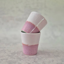 Lade das Bild in den Galerie-Viewer, Becher Vila Nova lilac &amp; pink
