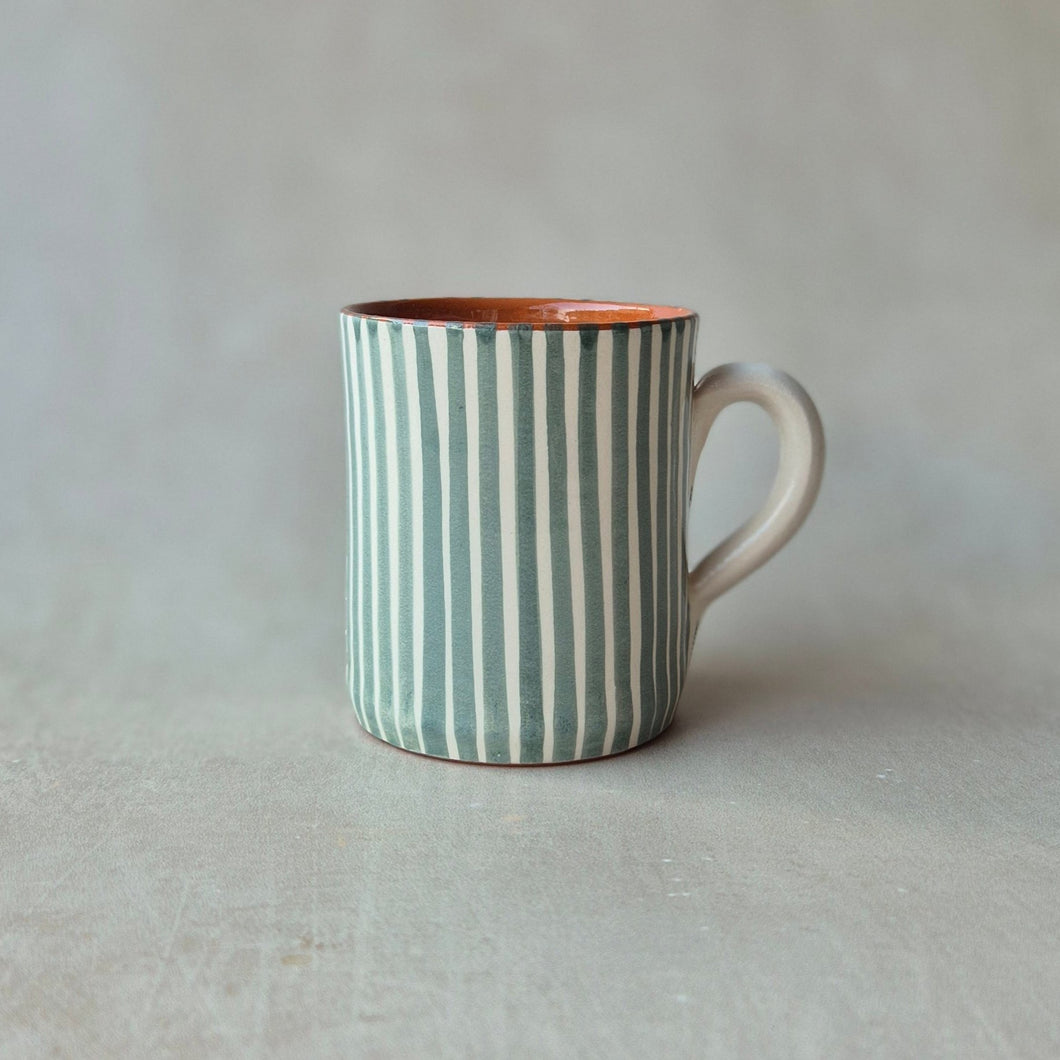 Tasse hoch gestreift eukalyptus