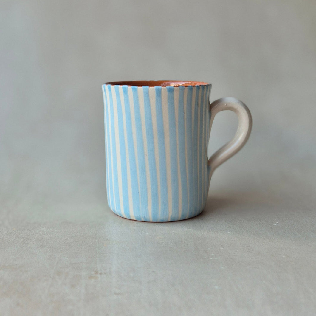 Tasse hoch gestreift babyblau