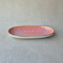 Charger l&#39;image dans la galerie, Servierplatte klein Comporta coral mit Goldrand
