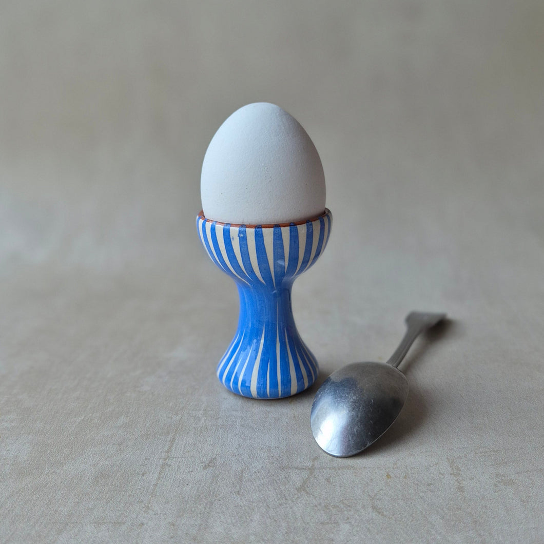 Eierbecher gestreift blau